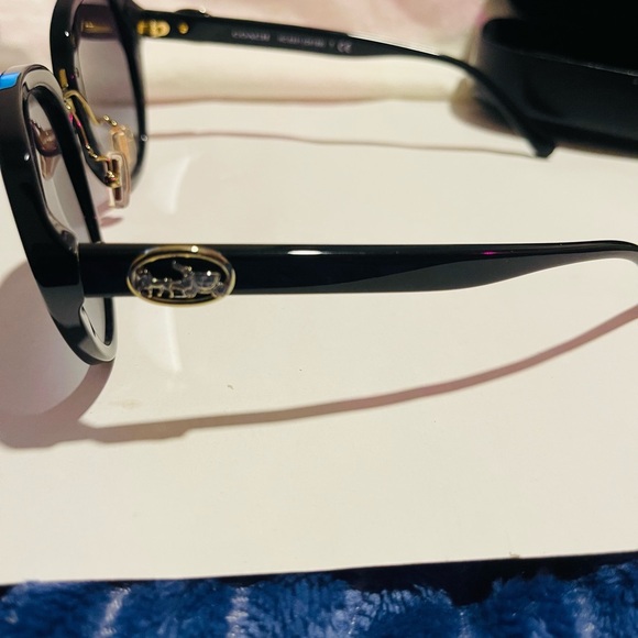 Coach Black and Gold Sunglasses - Picture 14 of 15